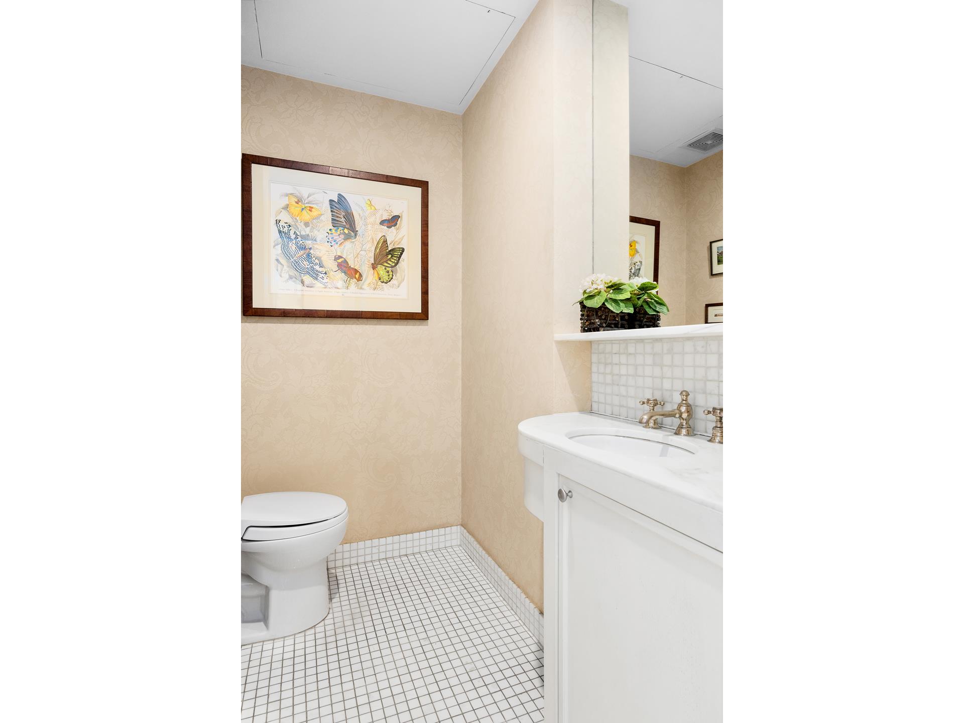 171 West 71st Street, Unit 8CE Manhattan, NY 10023 - Photo 22 of 26