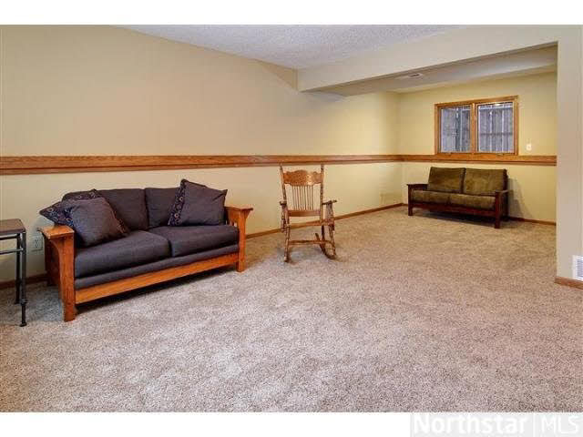 14518 Hayes Road Apple Valley, MN 55124 - Photo 10 of 14 Gallery Image 10