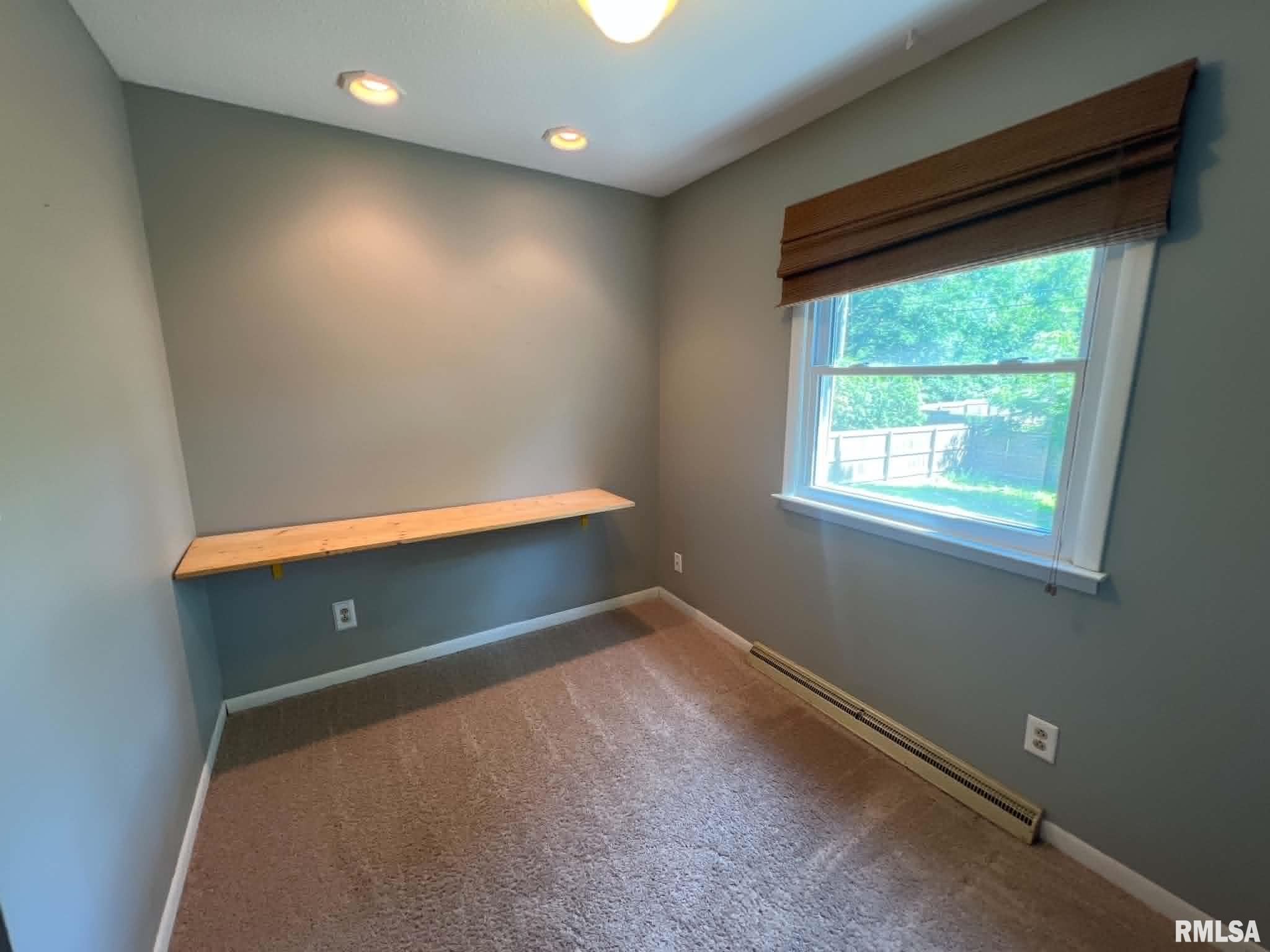 292 Jana Road Macomb, IL 61455 - Photo 18 of 39
