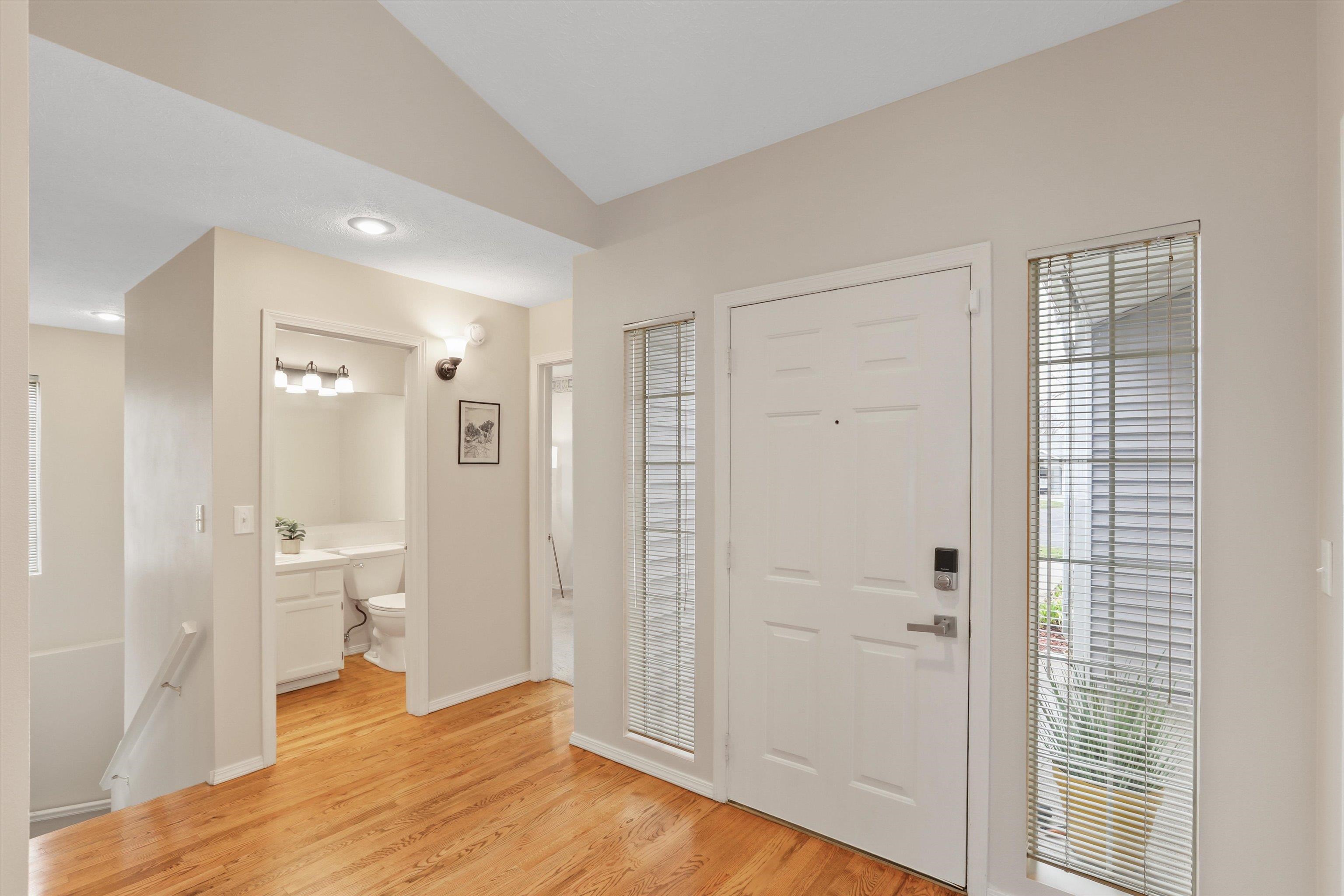 618 West Holmberg Lane Spokane, WA 99218 - Photo 3 of 36