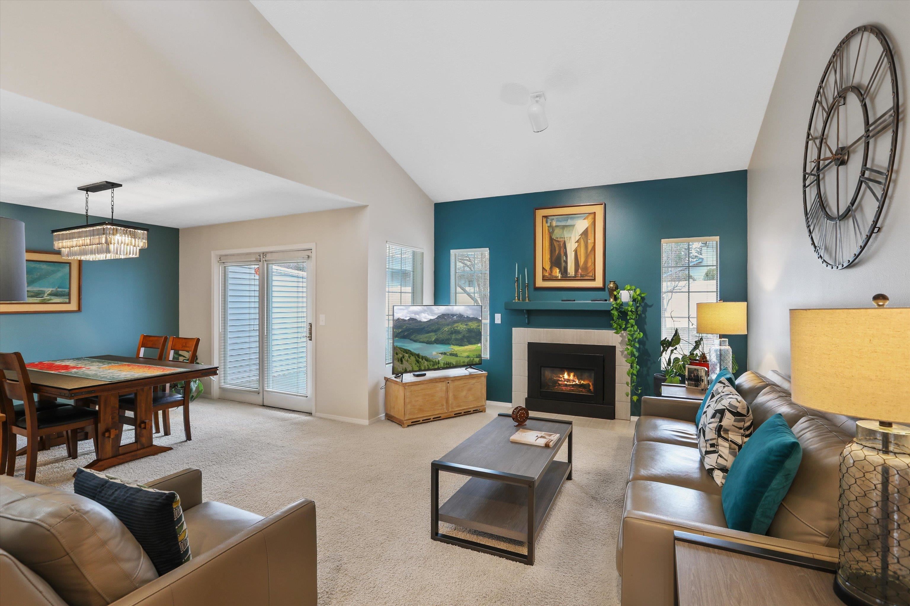 618 West Holmberg Lane Spokane, WA 99218 - Photo 4 of 36