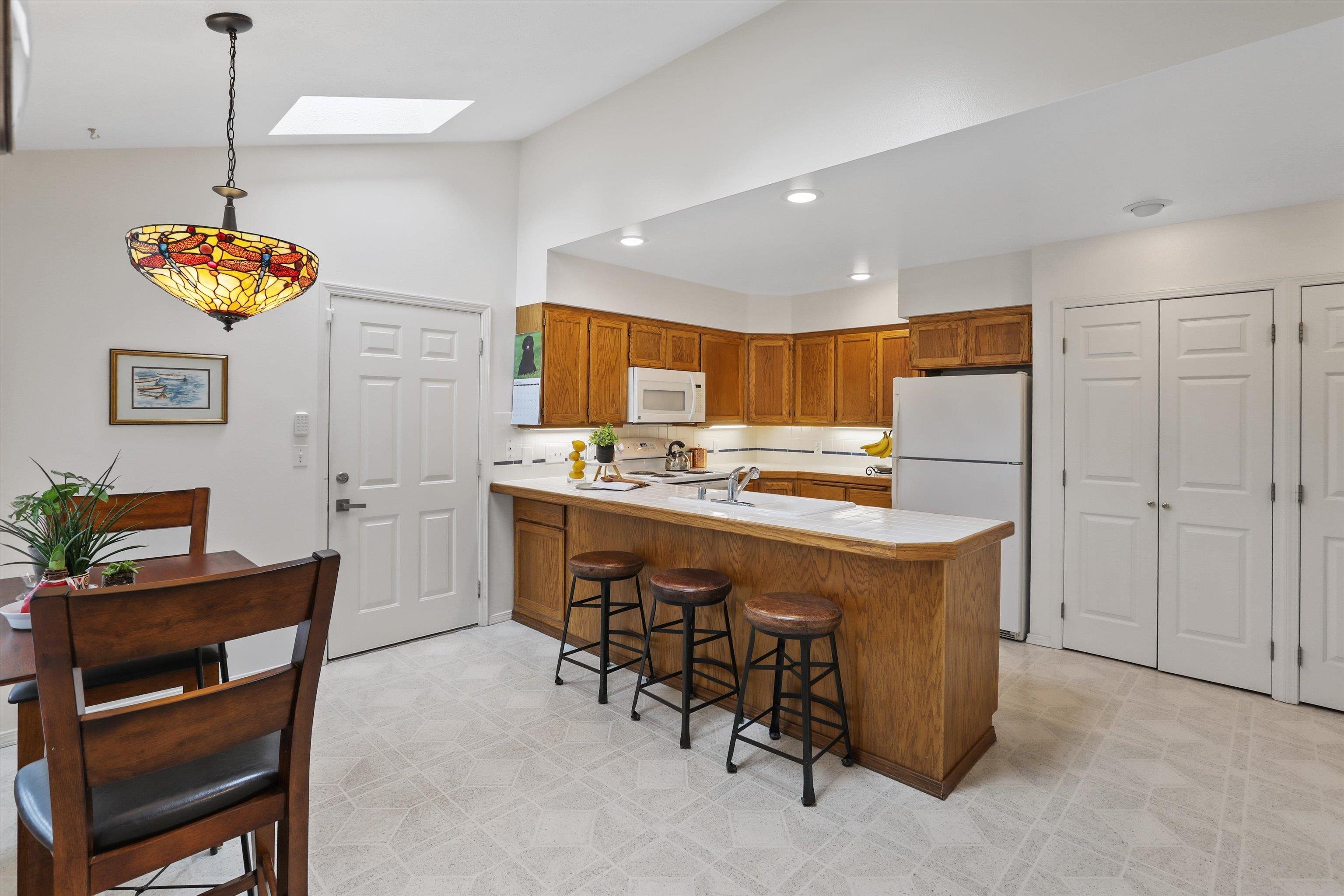 618 West Holmberg Lane Spokane, WA 99218 - Photo 8 of 36
