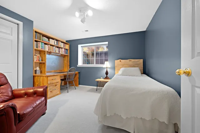 $1,495,000 | 25929 East Idaho Pines Lane, Newman Lake, WA 99025