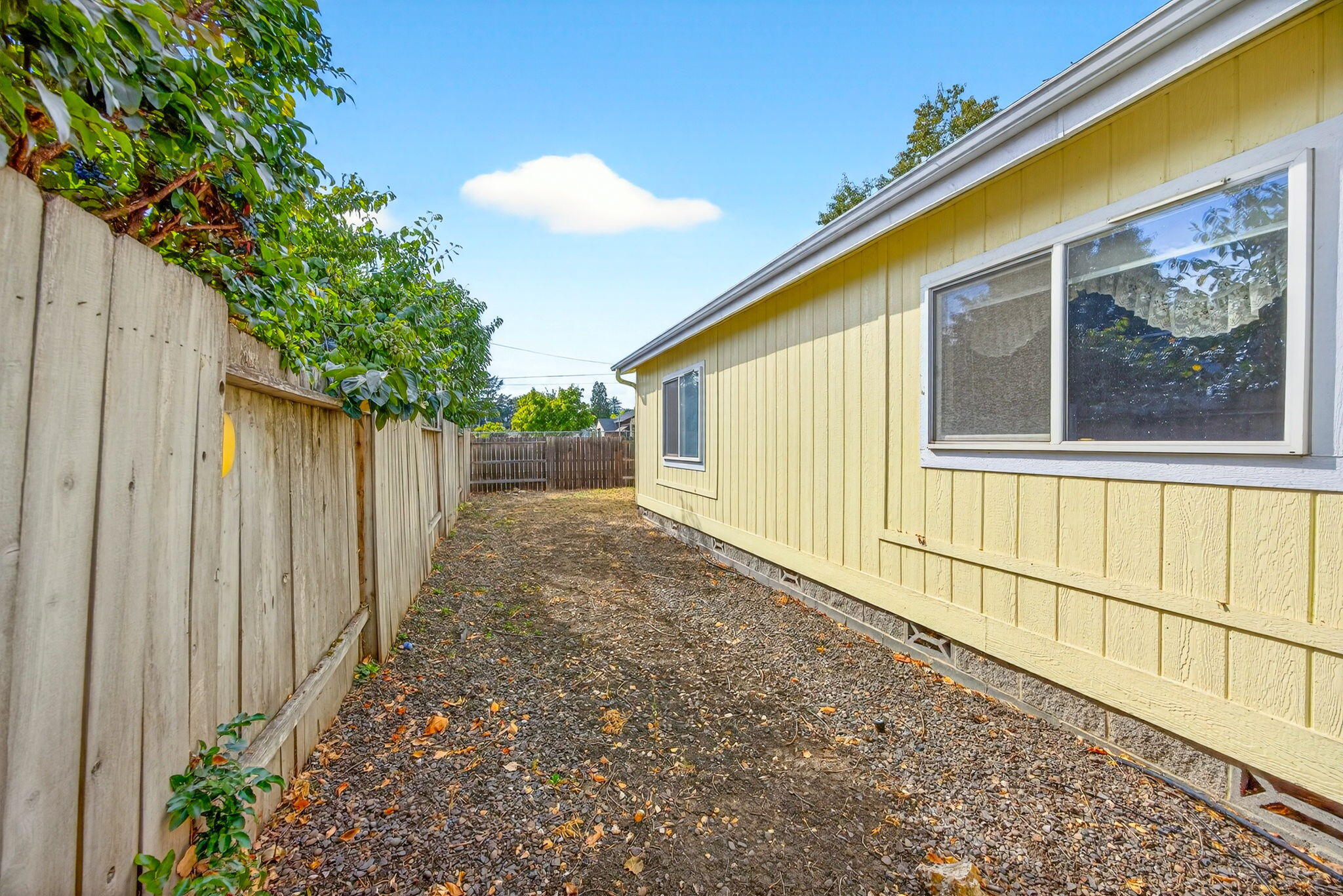 555 Freeman Road, Unit 204 Central Point, OR 97502 - Photo 29 of 44 Apx204FR00008