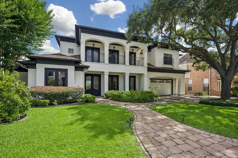 $1,999,000 | 4817 Linden Street, Bellaire, TX 77401