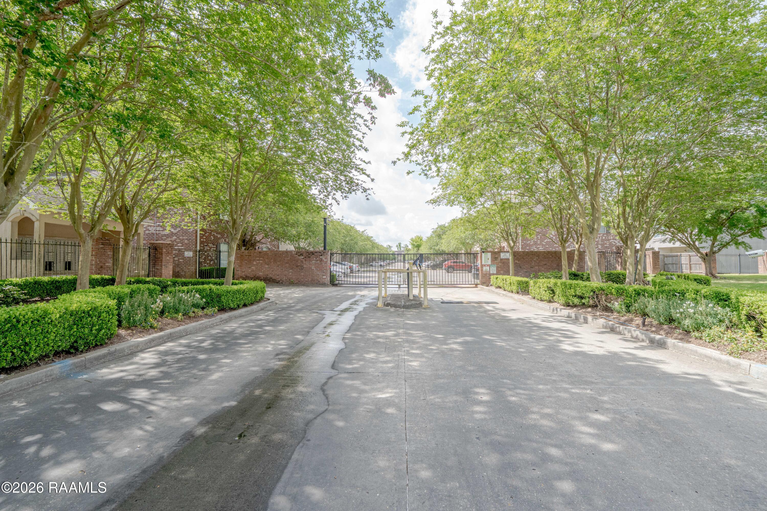 2405 Brightside Drive, Unit 64 Baton Rouge, LA 70820 - Photo 5 of 25 2405 Brightside Dr. -26