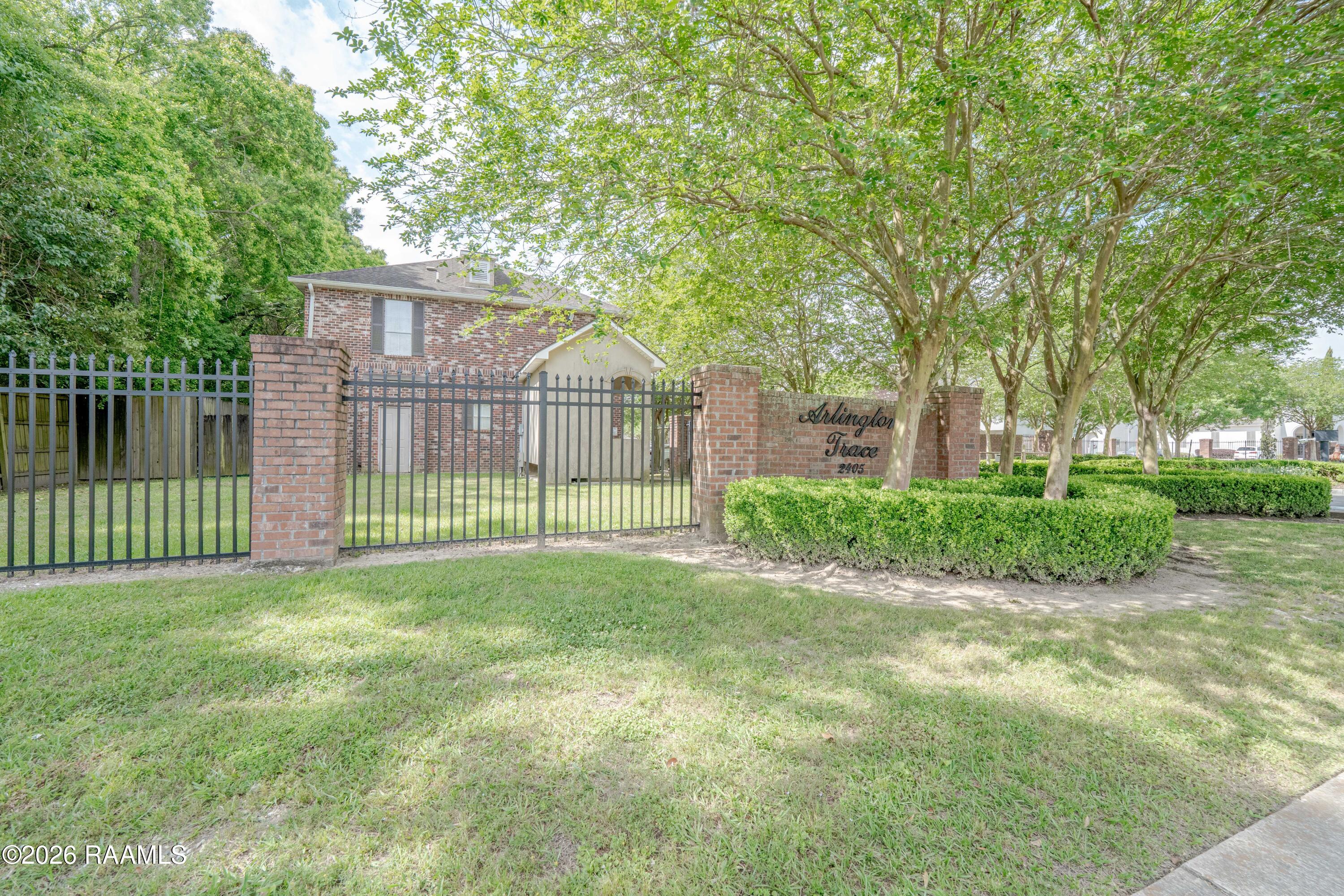 2405 Brightside Drive, Unit 64 Baton Rouge, LA 70820 - Photo 7 of 25 2405 Brightside Dr. -28
