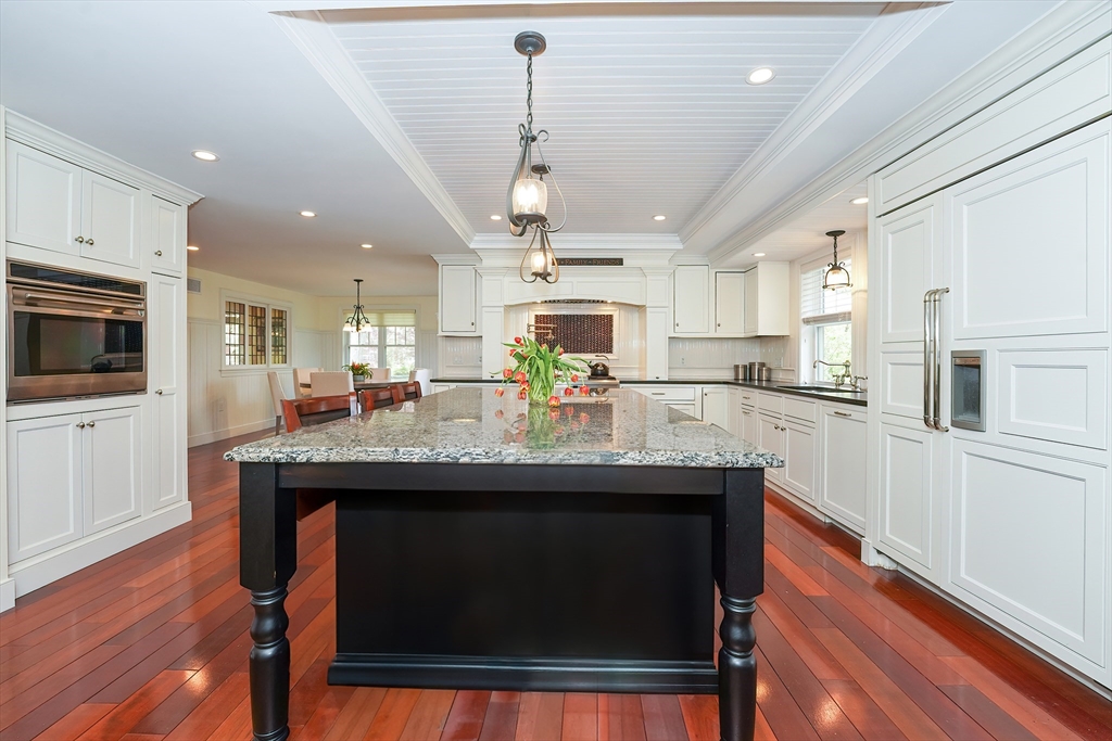 9 Erik Road Medfield, MA 02052 - Photo 10 of 42 Gallery Image 10