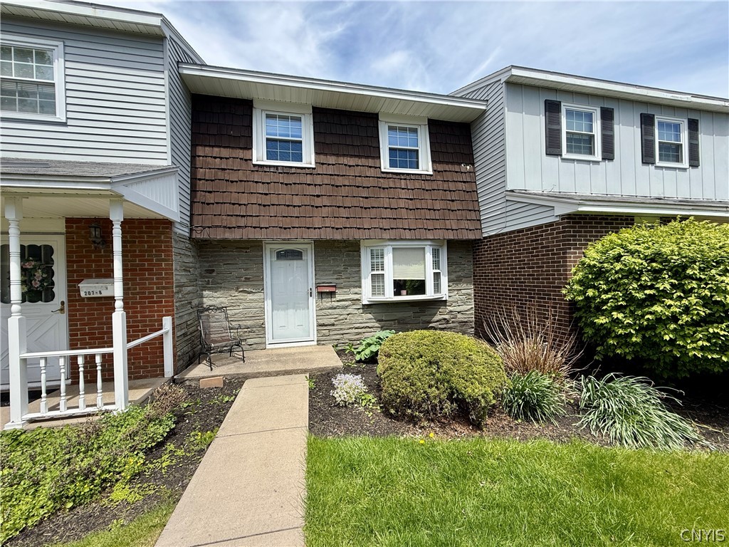 207 Highbridge Street, Unit 9 Manlius, NY 13066 - Photo 2 of 28