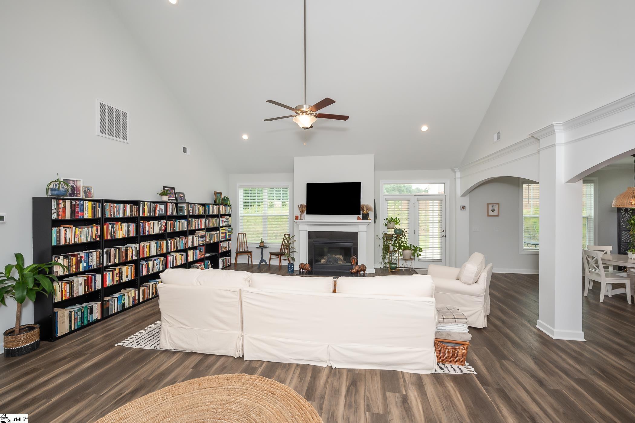 104 Indigo Pointe Drive Greenville, SC 29607 - Photo 7 of 36