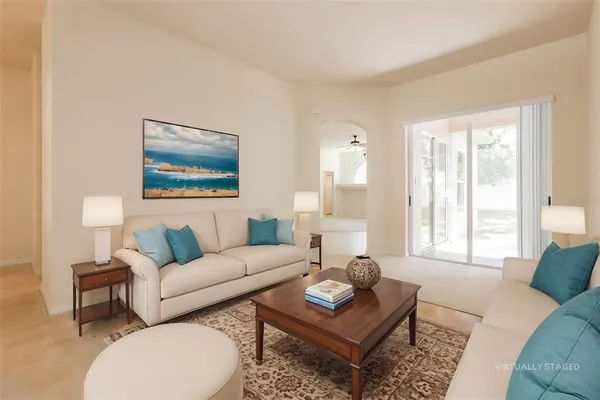 $2,300 | 1007 Sweet Breeze Drive, Valrico, FL 33594