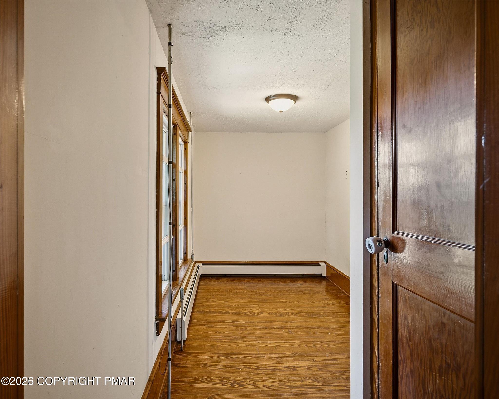 116 Corner Road Gilbert, PA 18331 - Photo 35 of 53 35-HomeView_Media-116_Corner_Rd