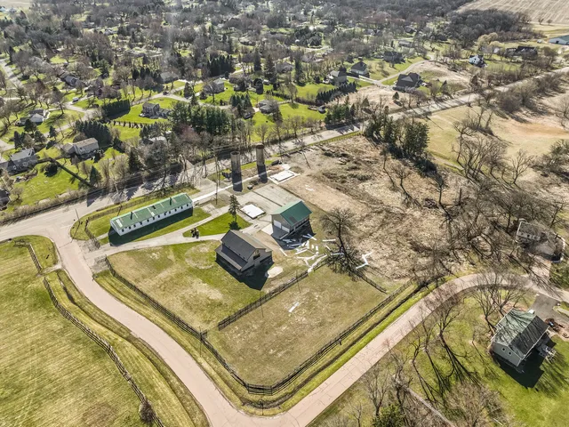 $995,000 | 64 St Charles Il 60175, St. Charles, IL 60175