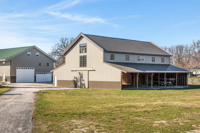 $995,000 | 64 St Charles Il 60175, St. Charles, IL 60175