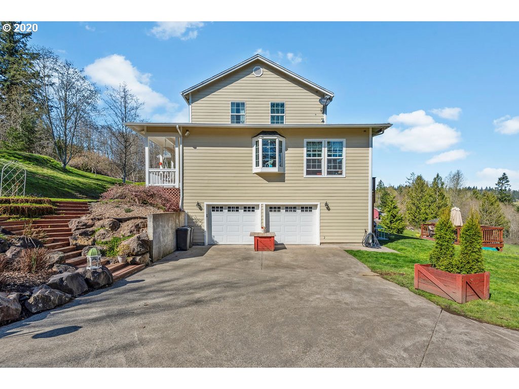 304 North Maple Hill Road Kelso, WA 98626 - Photo 3 of 31 Gallery Image 3