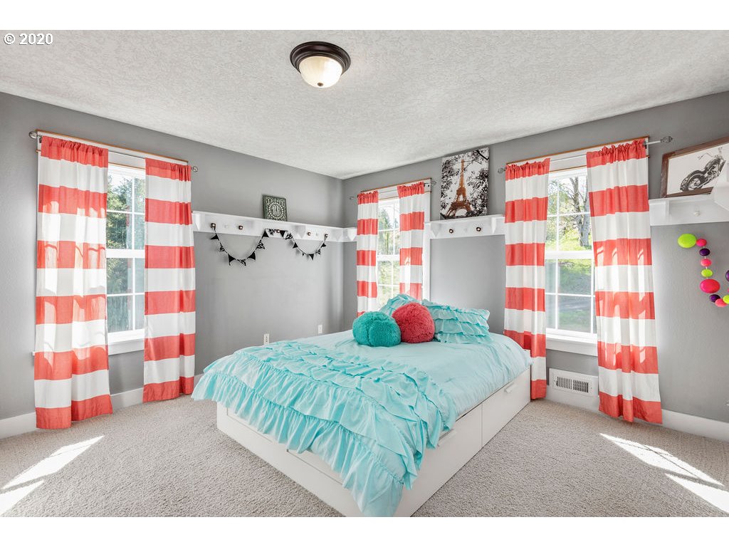 304 North Maple Hill Road Kelso, WA 98626 - Photo 22 of 31 Gallery Image 22