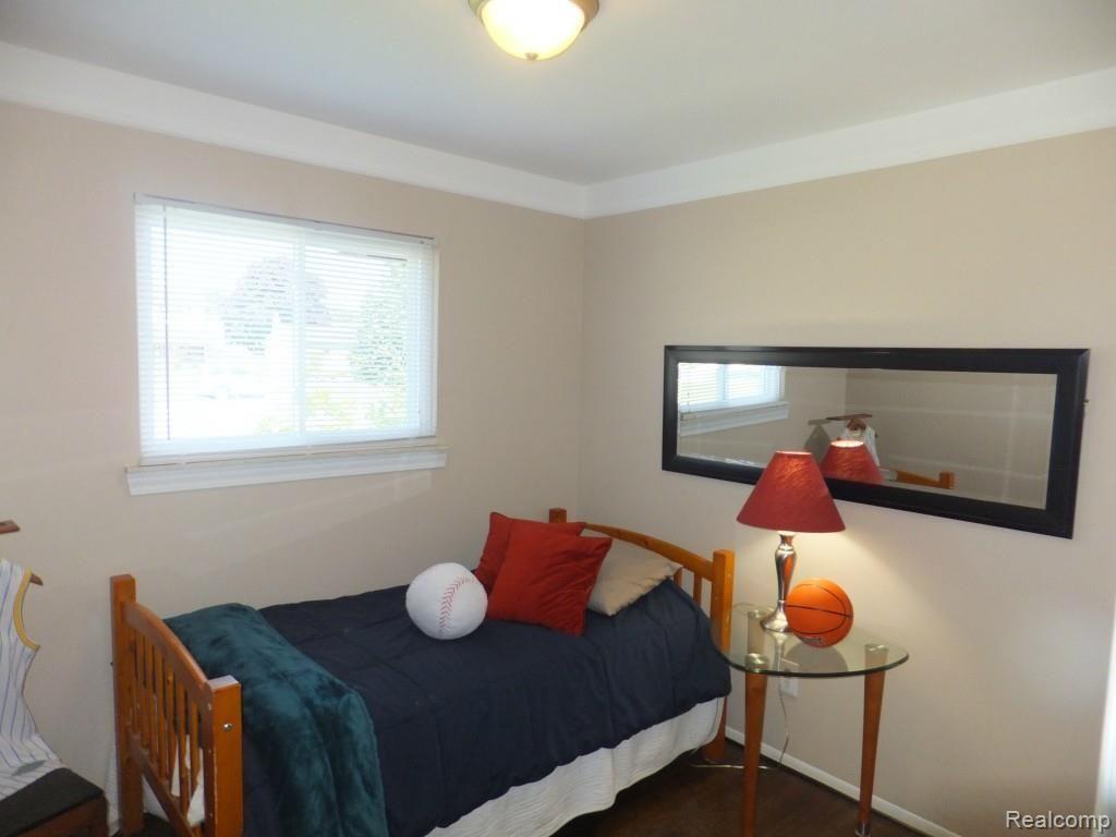 30232 Hayes Road Roseville, MI 48066 - Photo 38 of 88 2014-07-11 001 2014-07-11 003.jpg