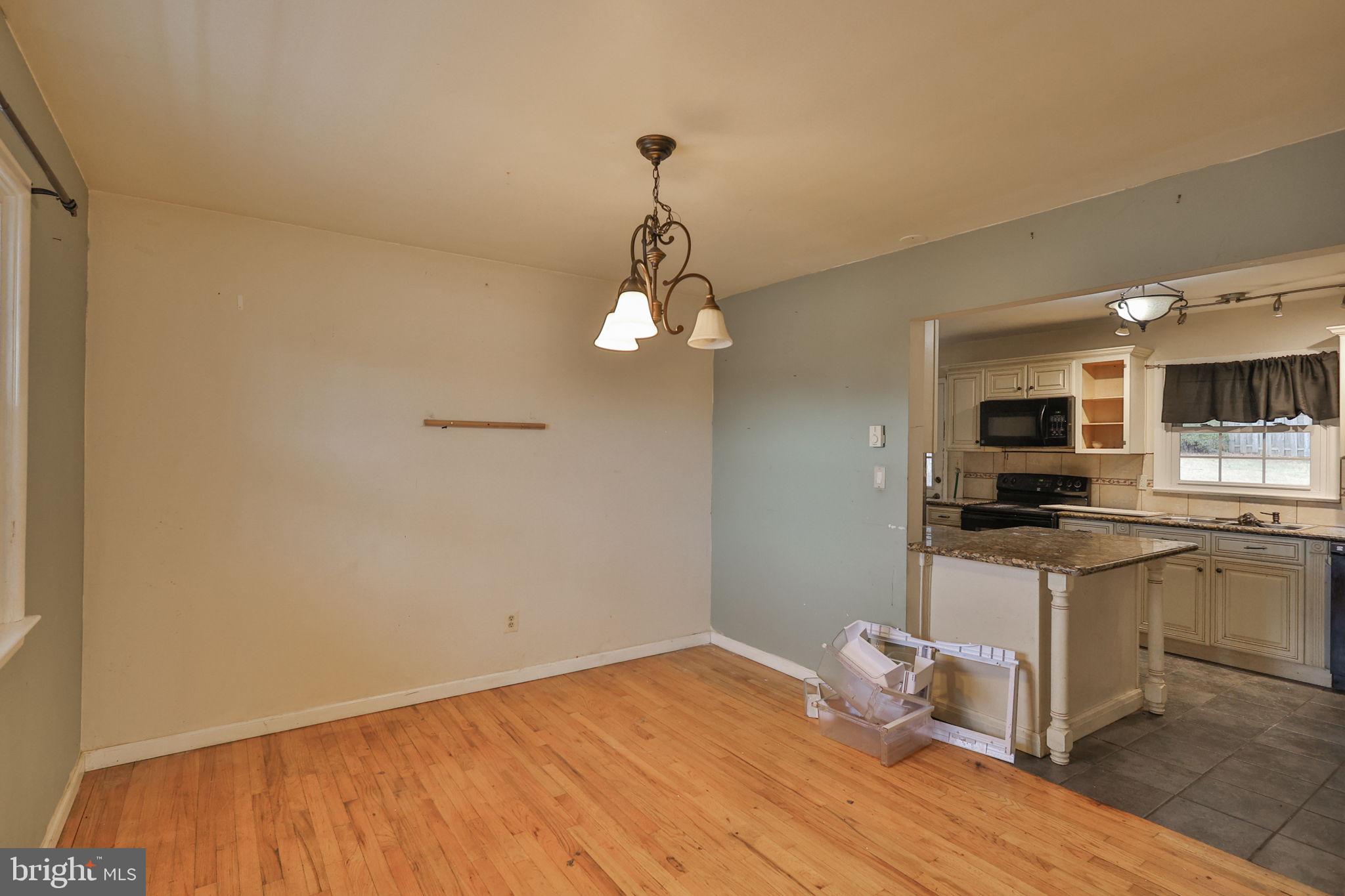 210 South 16th Street Emmaus, PA 18049 - Photo 11 of 92