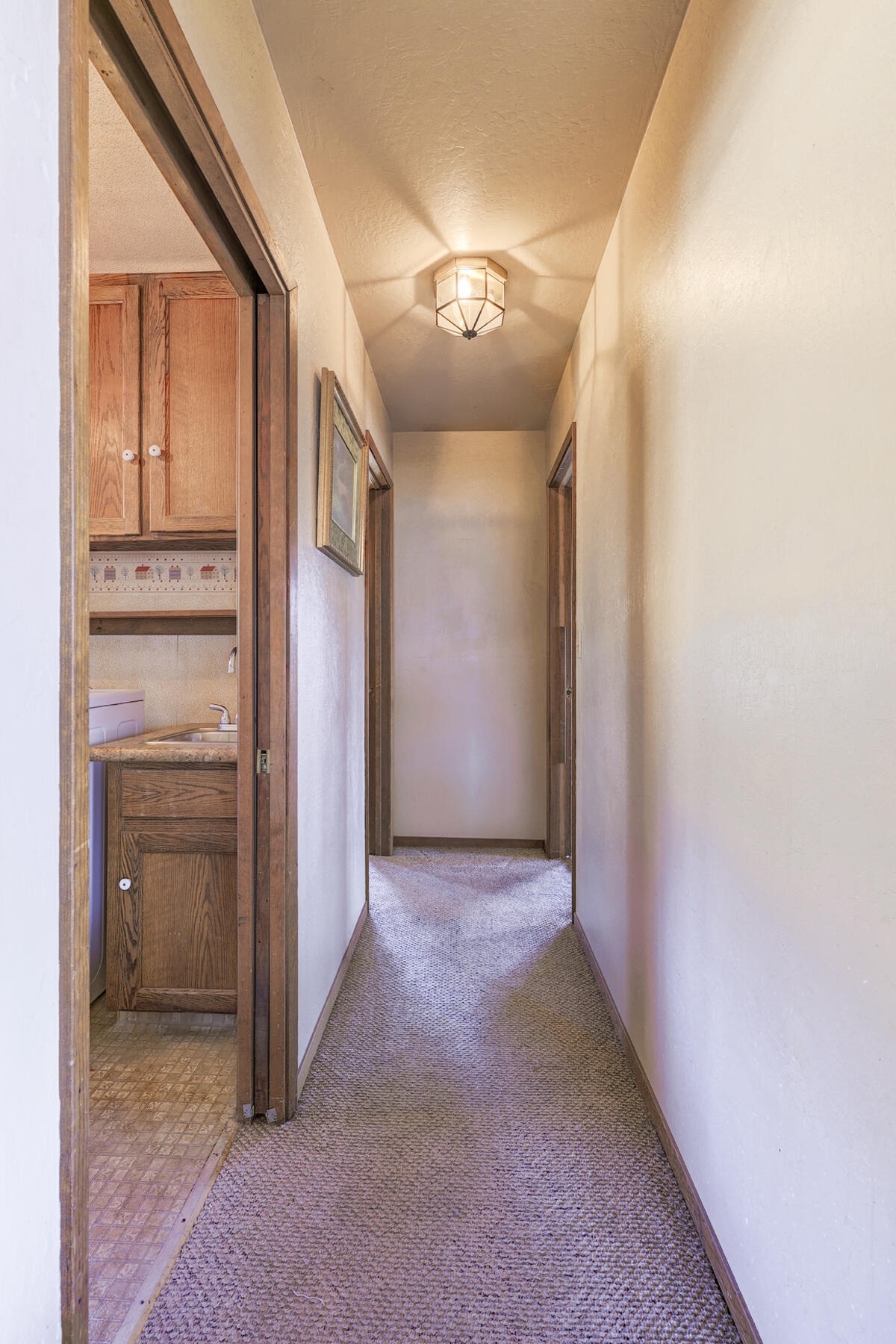 30198 Watts Valley Road Tollhouse, CA 93667 - Photo 19 of 41 BBF-19-Hallway
