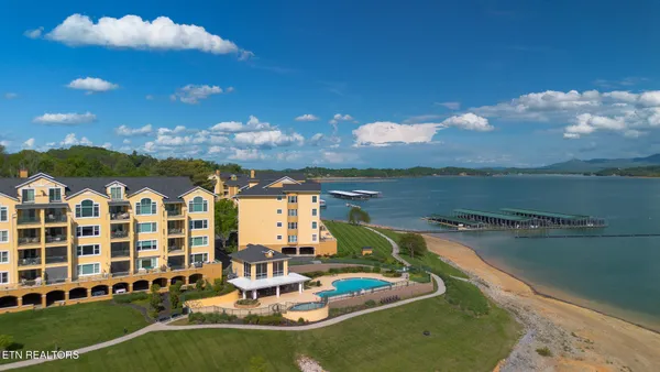 $849,900 | 1269 Highway 139, Unit 201B, Dandridge, TN 37725