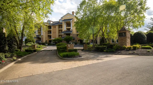 $849,900 | 1269 Highway 139, Unit 201B, Dandridge, TN 37725