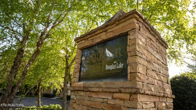 $849,900 | 1269 Highway 139, Unit 201B, Dandridge, TN 37725