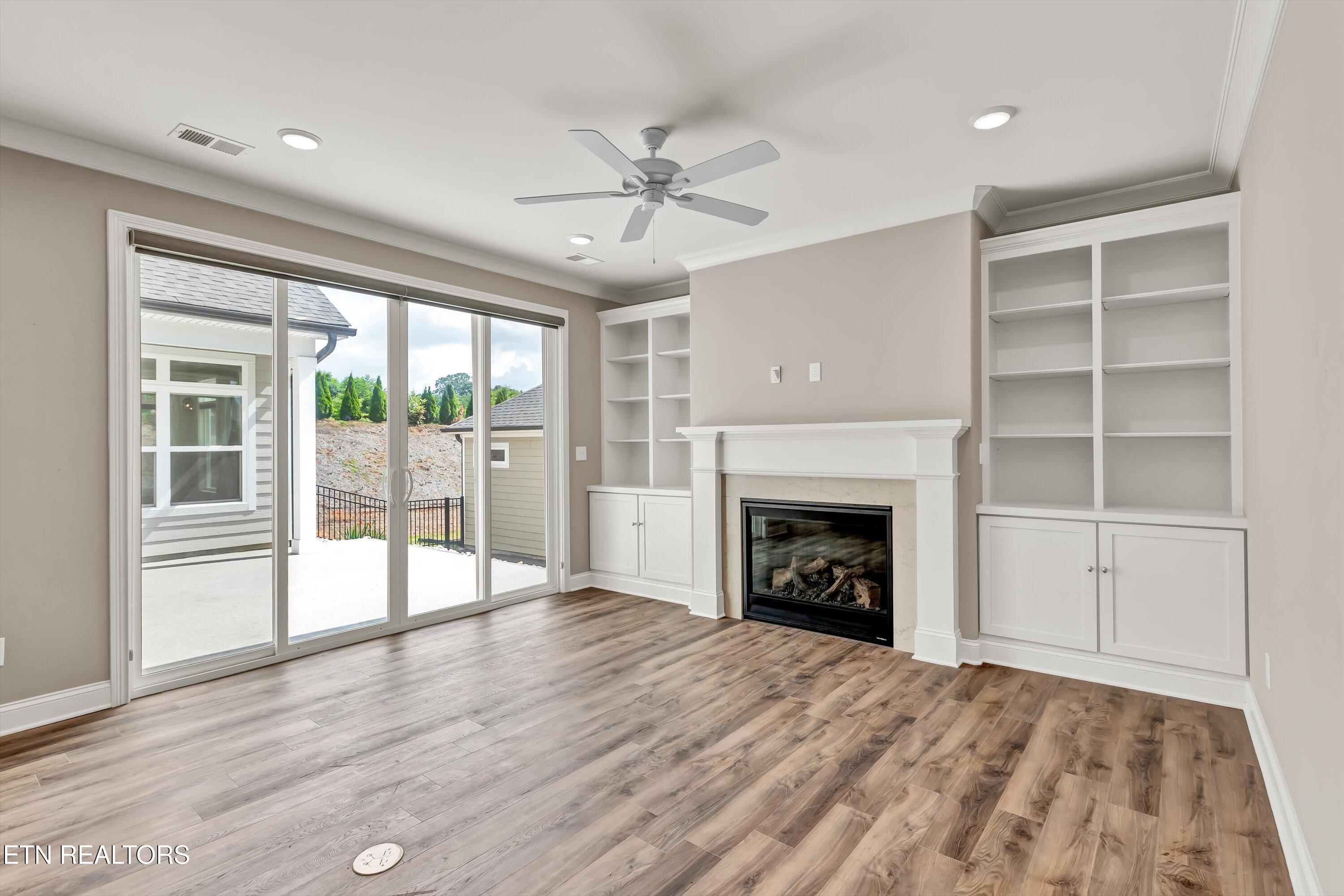 403 Sycamore Place Loudon, TN 37774 - Photo 11 of 55 11-403 Sycamore Pl-11