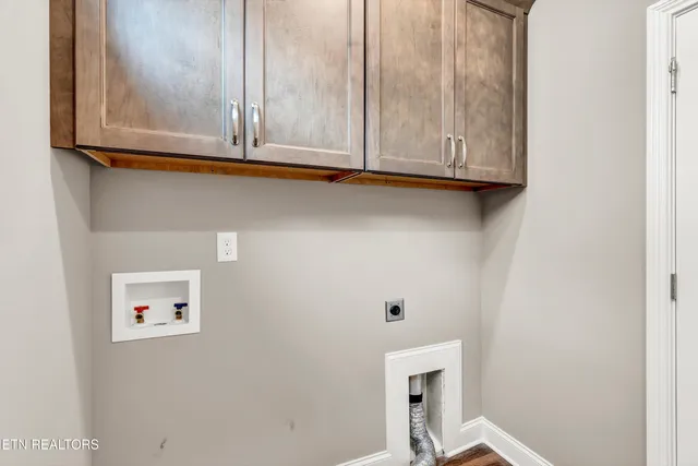 $550,000 | 403 Sycamore Place, Loudon, TN 37774