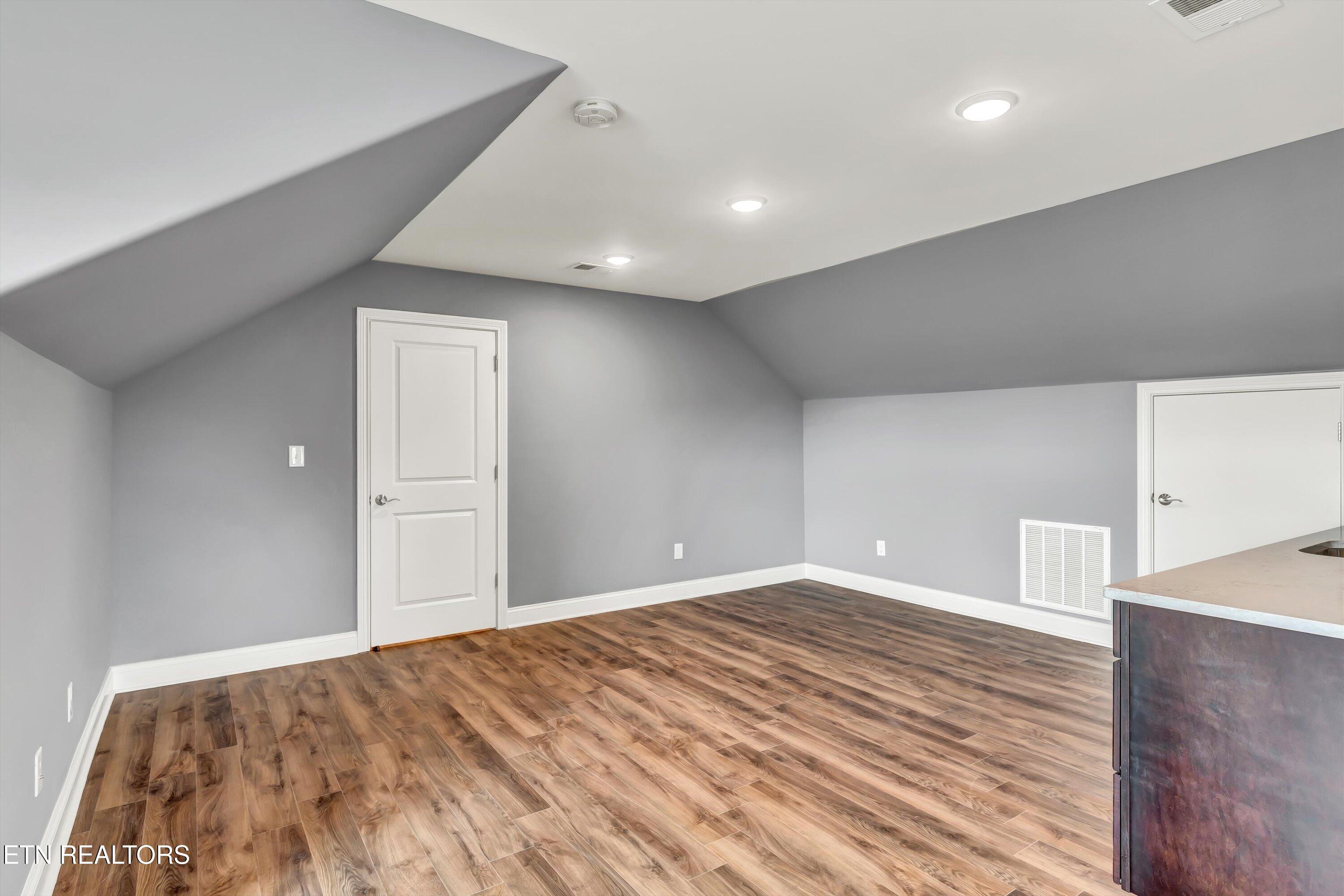 403 Sycamore Place Loudon, TN 37774 - Photo 40 of 55 43-403 Sycamore Pl-43