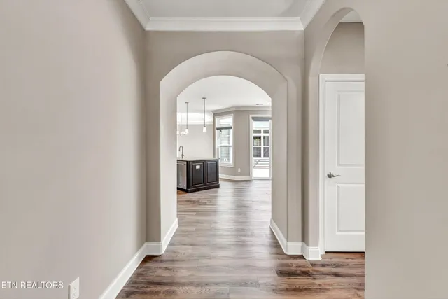 $550,000 | 403 Sycamore Place, Loudon, TN 37774