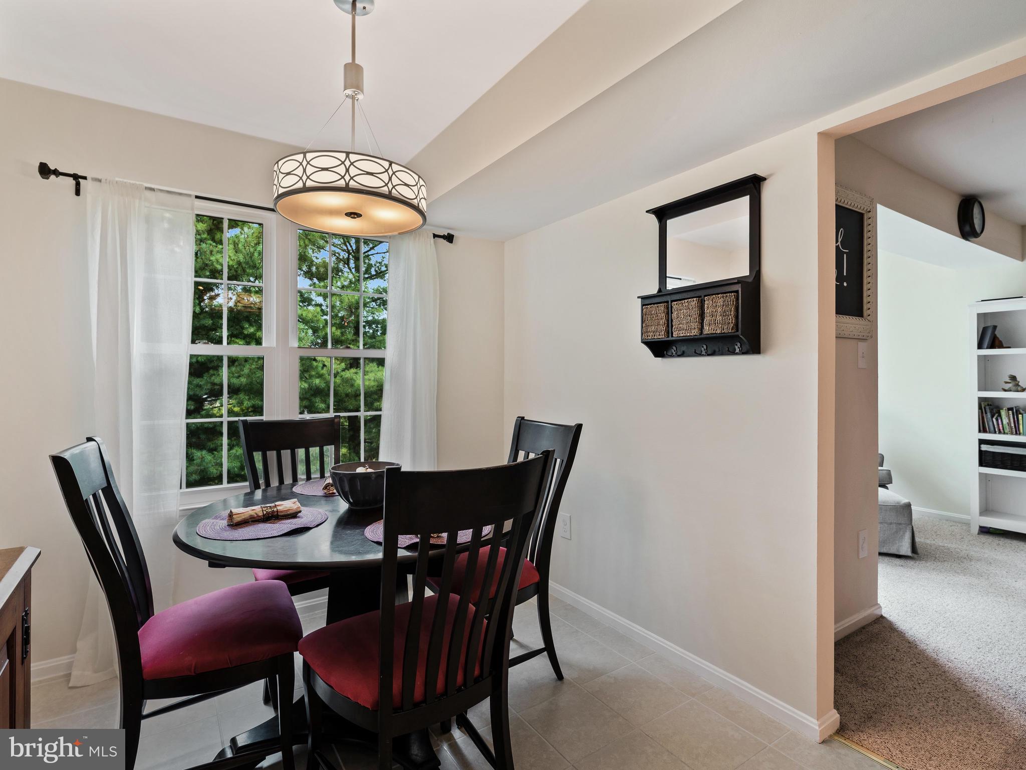 14905 McKisson Court, Unit E Silver Spring, MD 20906 - Photo 14 of 32 Eat-in kitchen