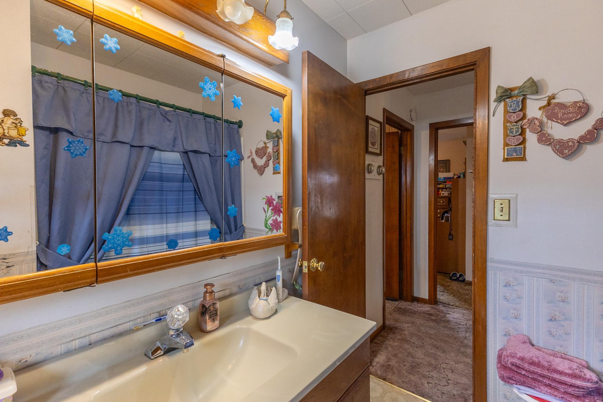 3006 Roosevelt Road Southeast Bemidji, MN 56601 - Photo 19 of 46