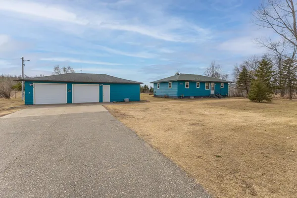 $236,800 | 3006 Roosevelt Road Southeast, Bemidji, MN 56601