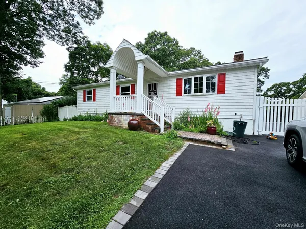 $3,650 | 12 Nord Park Boulevard, Middle Island, NY 11953