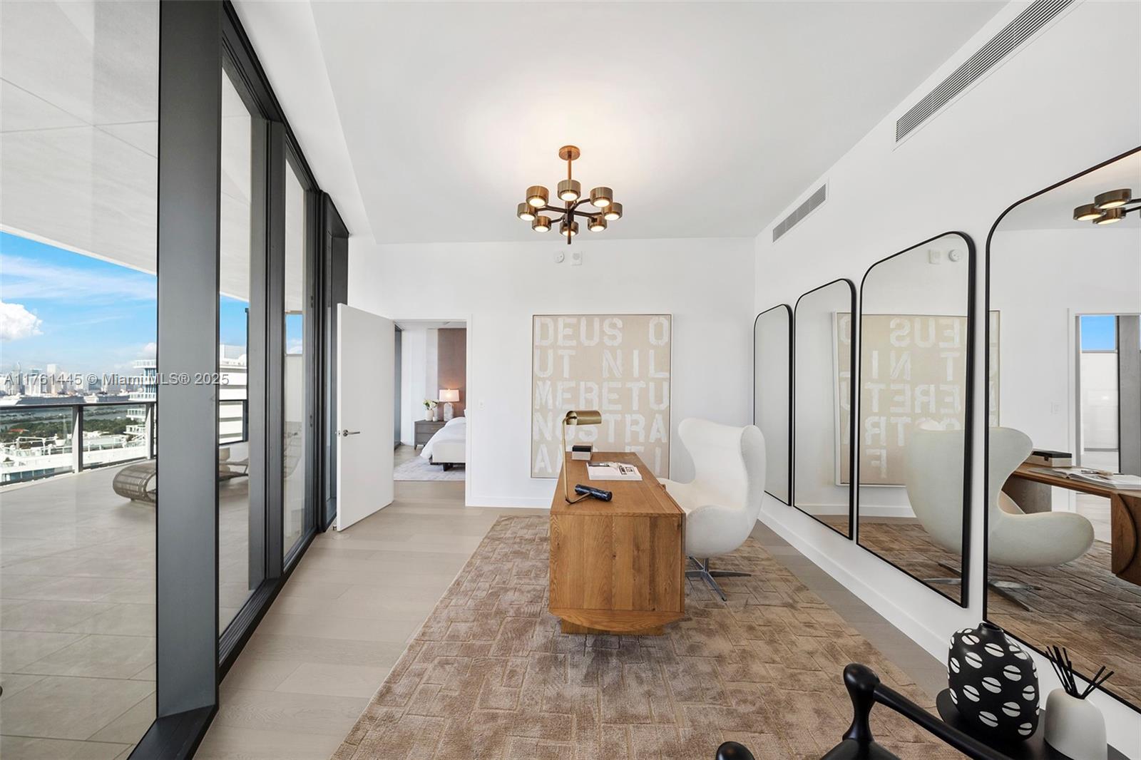 500 Alton Road, Unit 2501 Miami Beach, FL 33139 - Photo 13 of 37 Gallery Image 13