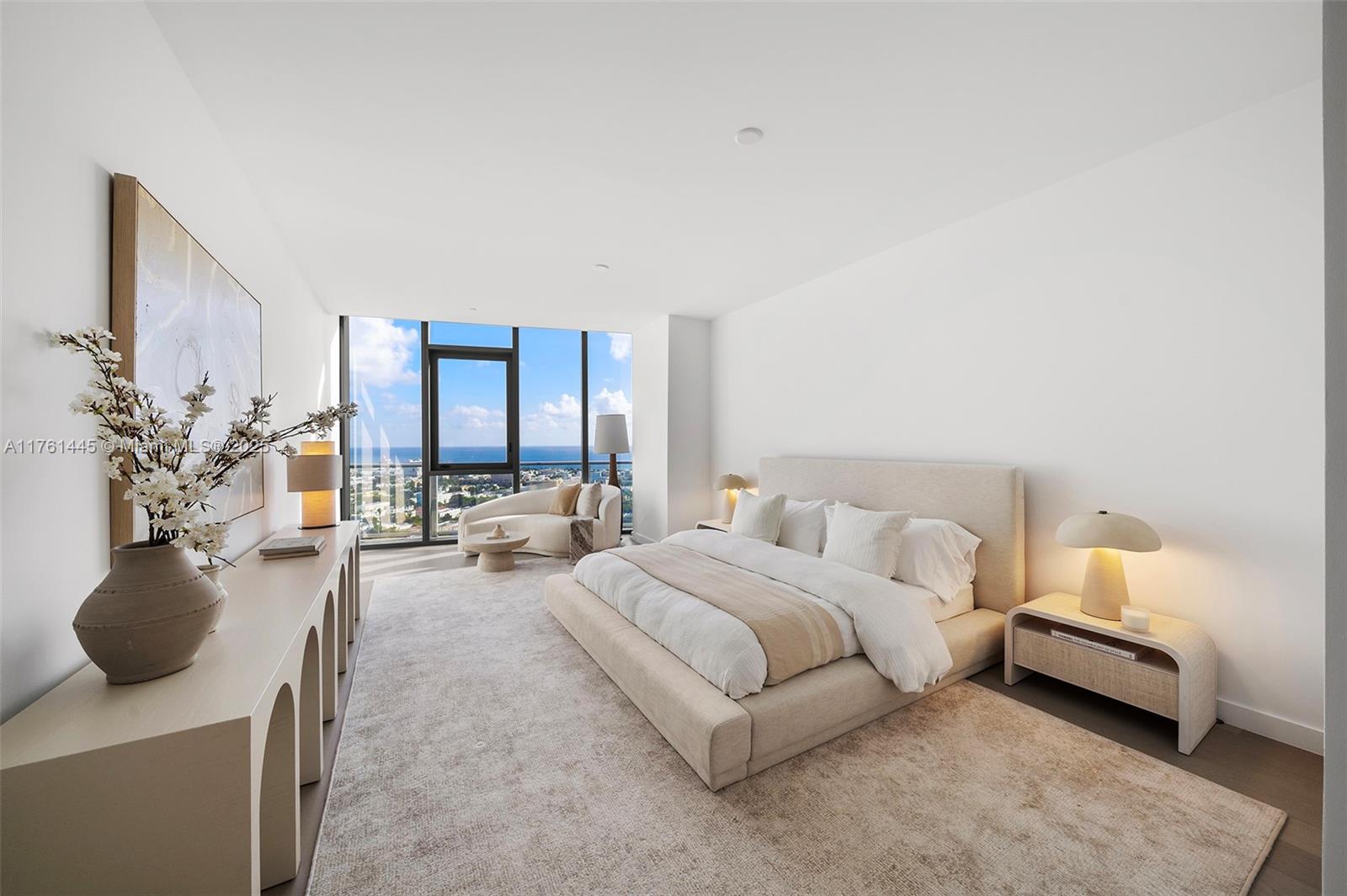 500 Alton Road, Unit 2501 Miami Beach, FL 33139 - Photo 16 of 37 Gallery Image 16