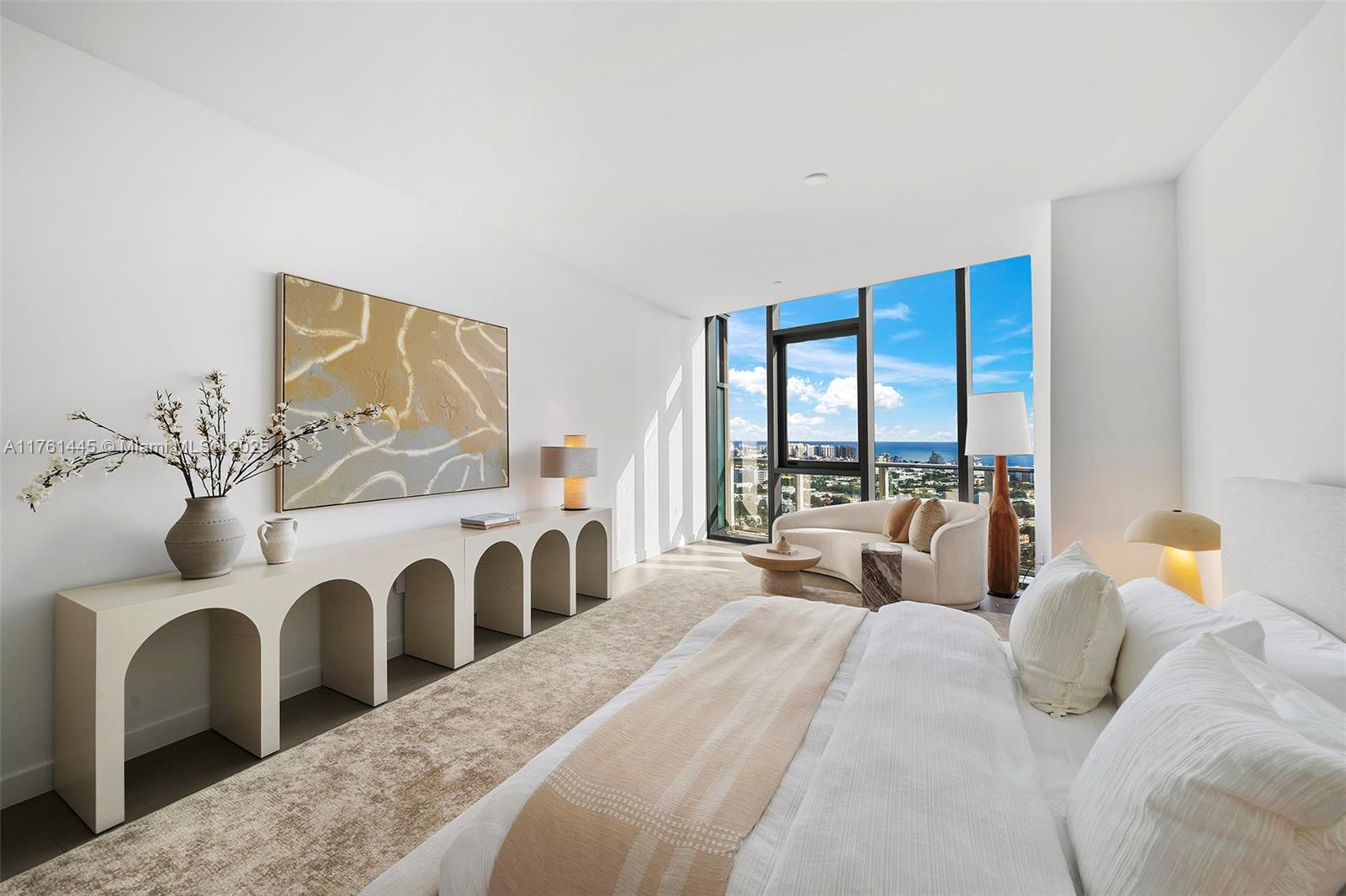 500 Alton Road, Unit 2501 Miami Beach, FL 33139 - Photo 18 of 37 Gallery Image 18