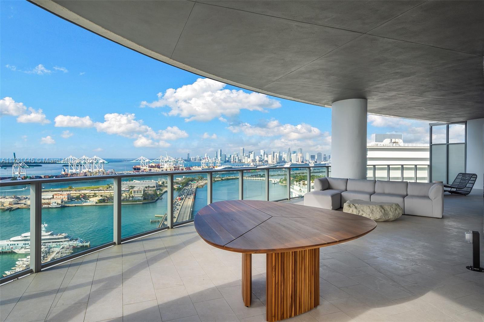 500 Alton Road, Unit 2501 Miami Beach, FL 33139 - Photo 36 of 37 Gallery Image 36