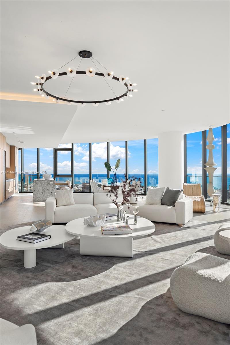 500 Alton Road, Unit 2501 Miami Beach, FL 33139 - Photo 4 of 37 Gallery Image 4