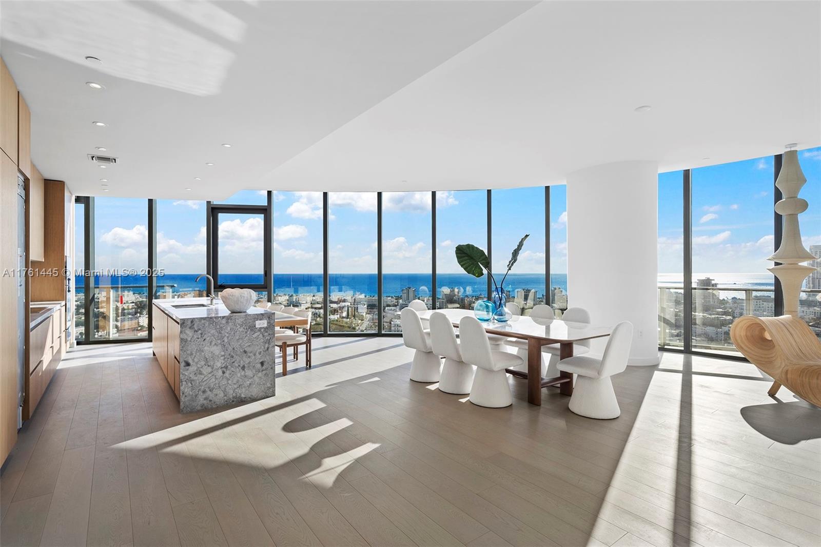 500 Alton Road, Unit 2501 Miami Beach, FL 33139 - Photo 7 of 37 Gallery Image 7