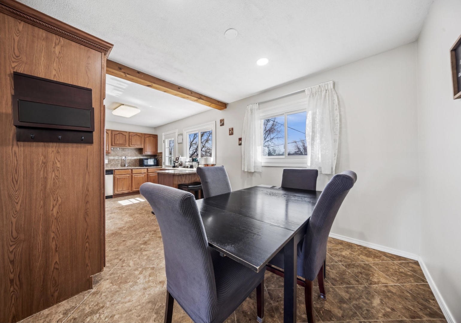 1660 Jefferson Road Hoffman Estates, IL 60169 - Photo 7 of 26