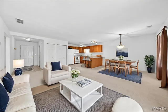 $185,000 | 916 Aspen Avenue, Unit 3, Warrenton, MO 63383