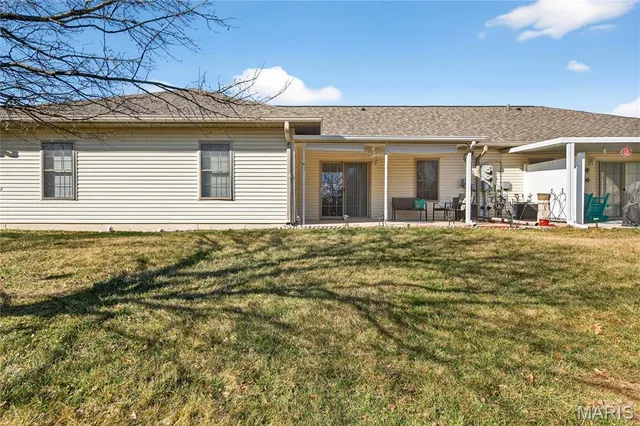 $185,000 | 916 Aspen Avenue, Unit 3, Warrenton, MO 63383