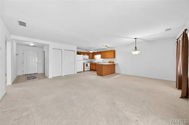 $185,000 | 916 Aspen Avenue, Unit 3, Warrenton, MO 63383