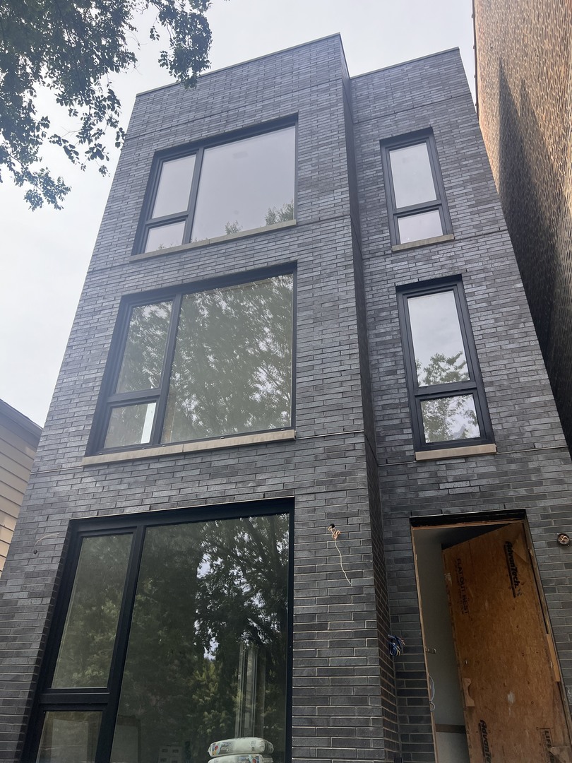 1402 West Chestnut St Unit 1