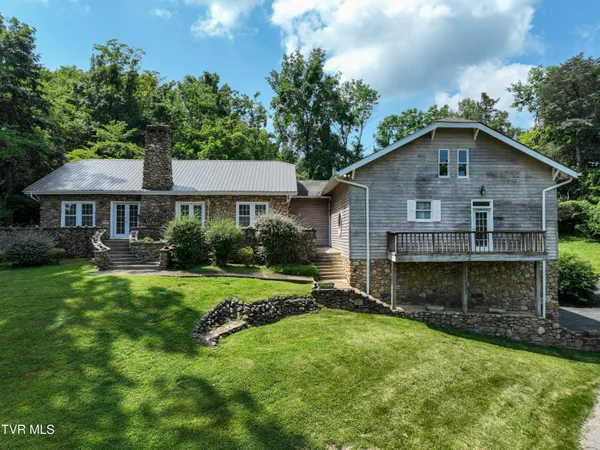 $575,000 | 1027 West Summer Street, Greeneville, TN 37743