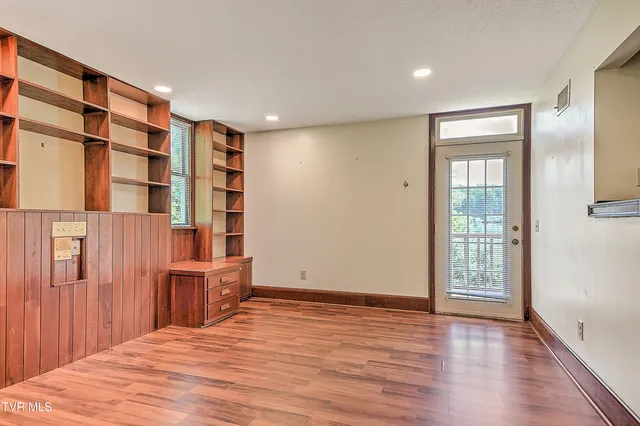 $675,000 | 1027 West Summer Street, Greeneville, TN 37743