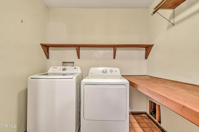 $675,000 | 1027 West Summer Street, Greeneville, TN 37743