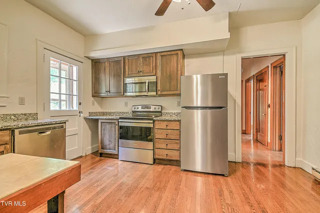 $675,000 | 1027 West Summer Street, Greeneville, TN 37743