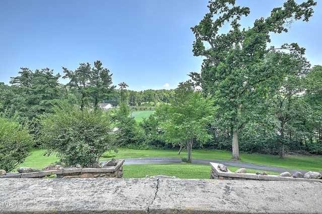 $675,000 | 1027 West Summer Street, Greeneville, TN 37743